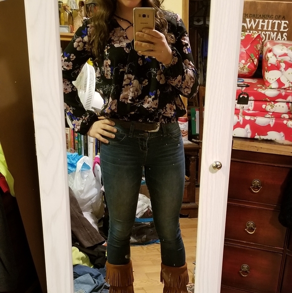 Meet your Posher, Gabrielle - Picture 4 of 4